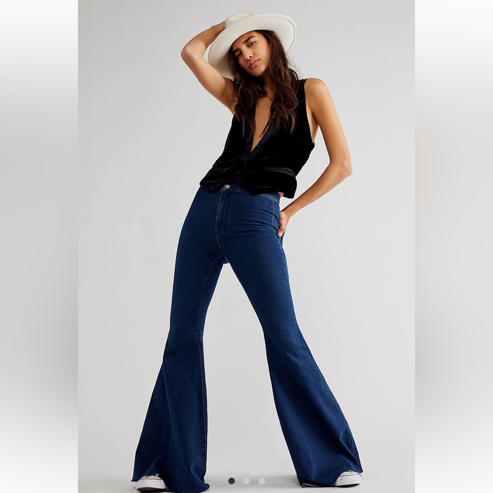 Free People Flare Jeans - size 26